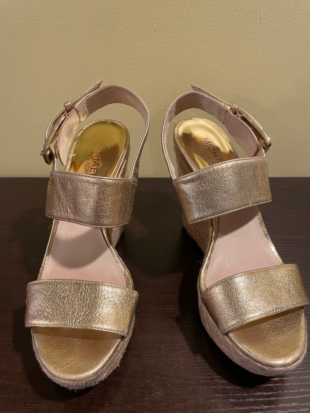 Michael Kors Leather Metallic Gold Espadrille Wedge Sandals Size 6.5